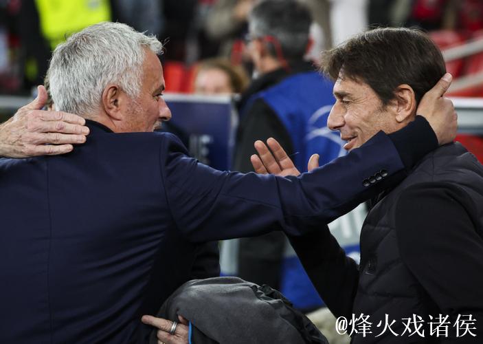 62岁穆帅里程碑战KO孔蒂!率队从4连败到2连胜, 62岁穆帅里程碑战KO孔蒂!率队从4连败到2连胜,