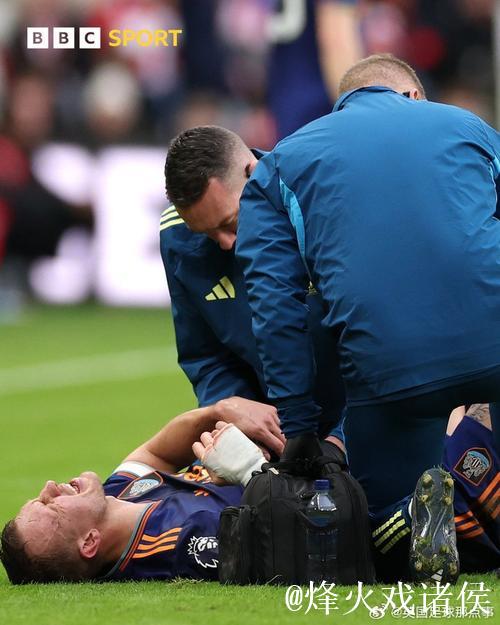 邮报：纽卡中卫丹-伯恩遭遇肺穿孔和肋骨骨折，将缺阵六周